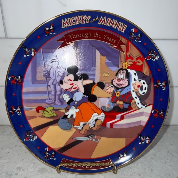 Disney Collectible Bradford Exchange Mickey Collectible Plate - Picture 2 of 4